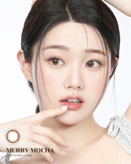 LACELLE ICONIC Merry Mocha 浪漫啡日拋隱形眼鏡（30片）